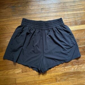 Vuori Villa Short